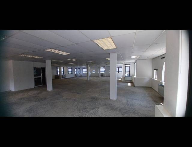 267M² OFFICE TO LET IN HYDE PARK